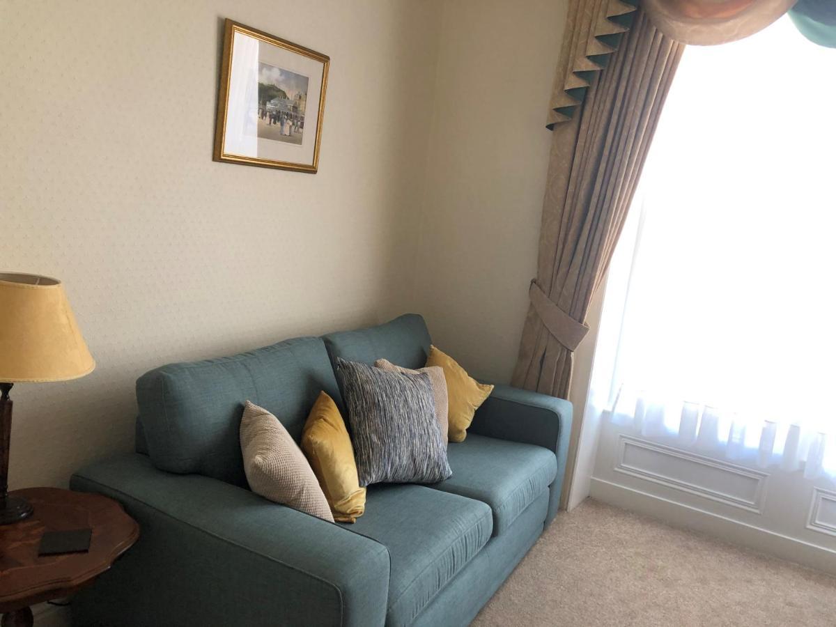 Adcote House (Adults Only) Otel Llandudno Dış mekan fotoğraf