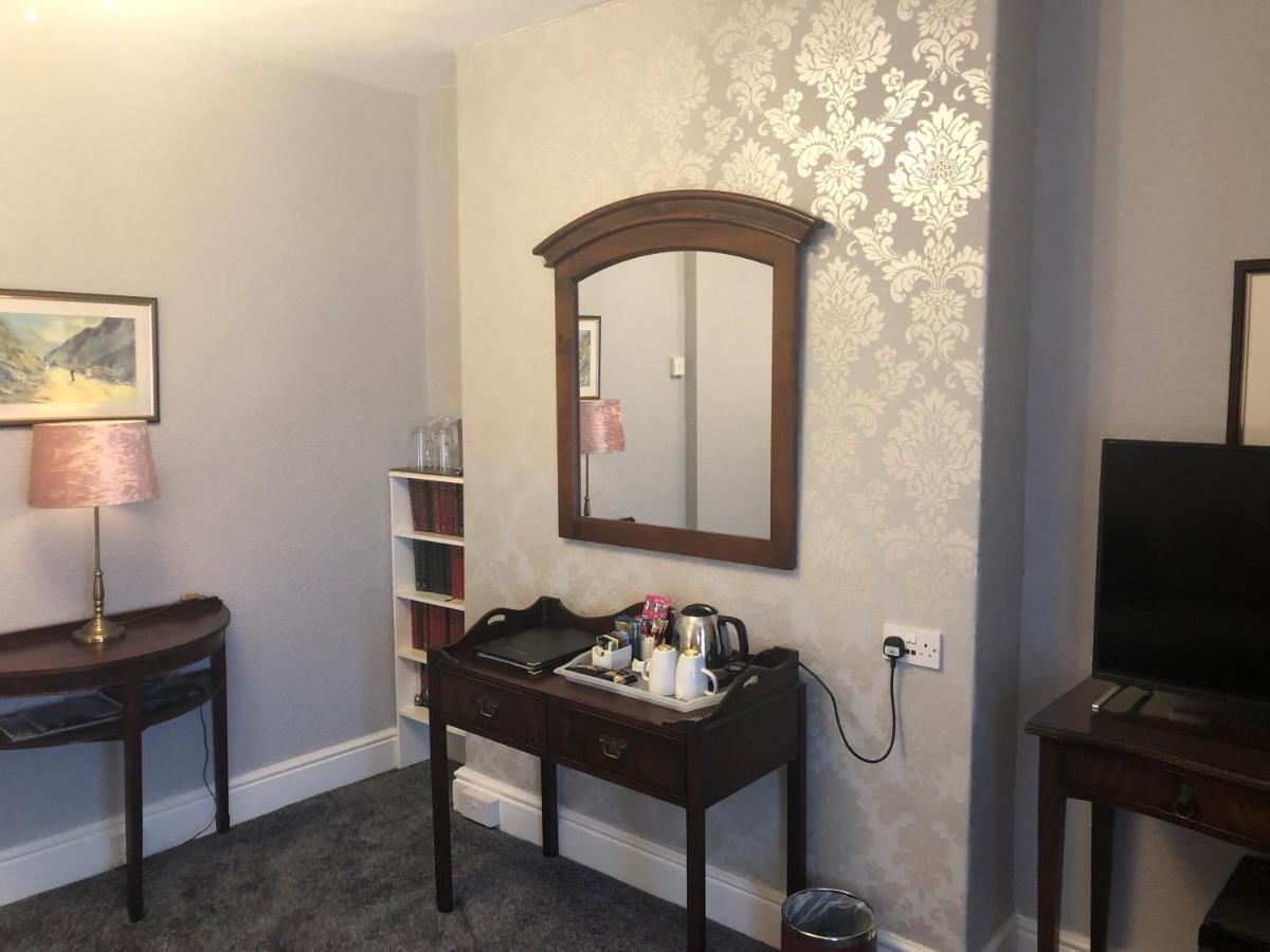 Adcote House (Adults Only) Otel Llandudno Dış mekan fotoğraf