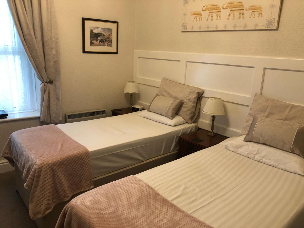 Adcote House (Adults Only) Otel Llandudno Dış mekan fotoğraf